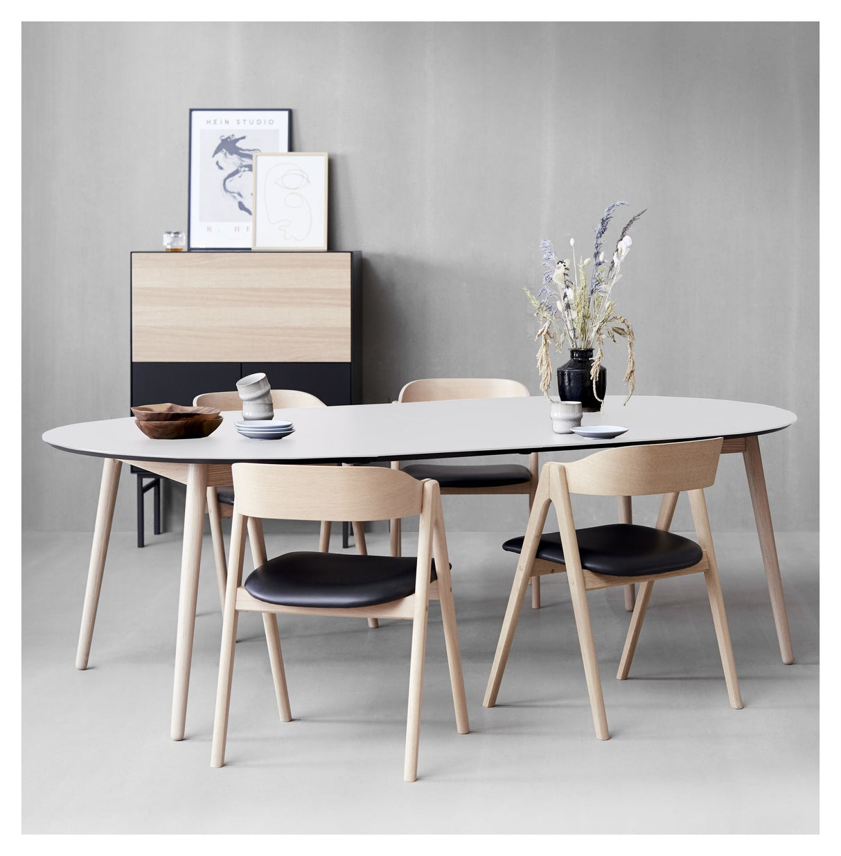 Meza Round Dining Table Ø135, White/Oak legs