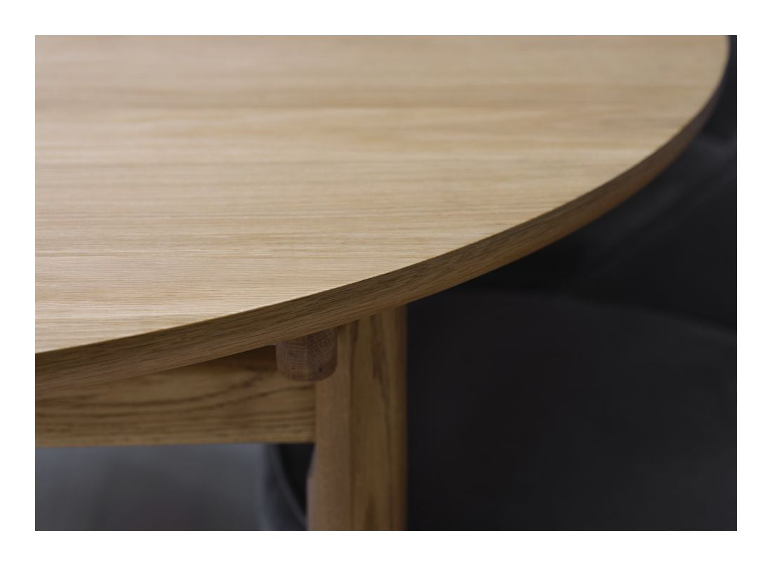 Stockholm Dining table, Oak veneer, Ø120