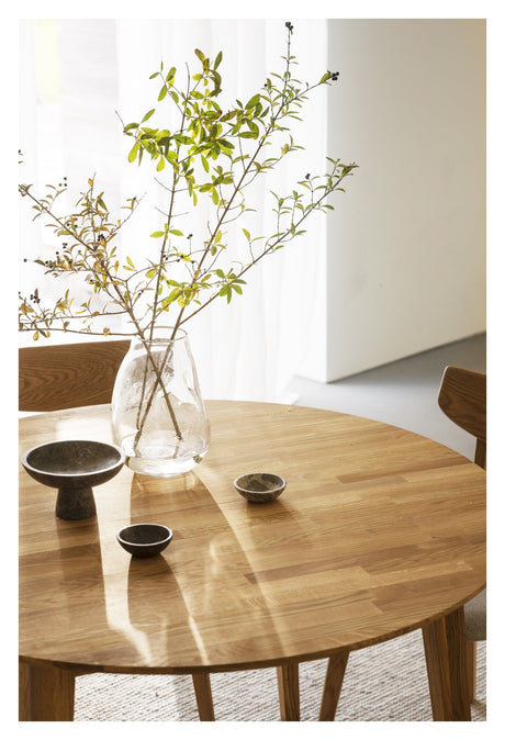 Filippa, dining table Ø120 - oak