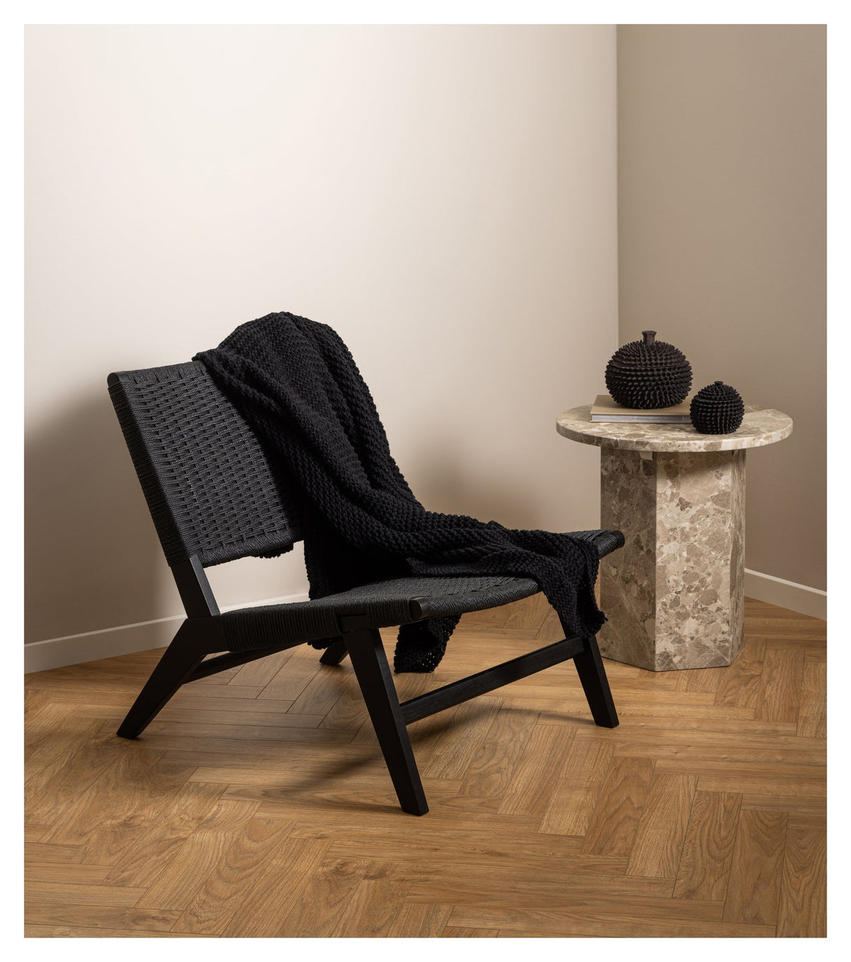 Carson, lounge chair - black