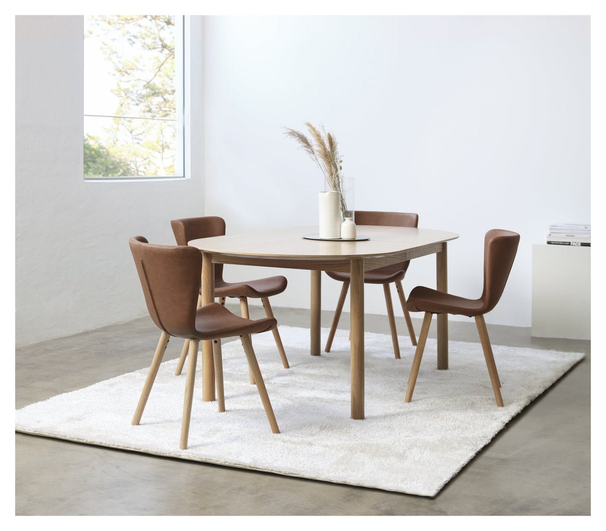 Teslin, dining chair - brown