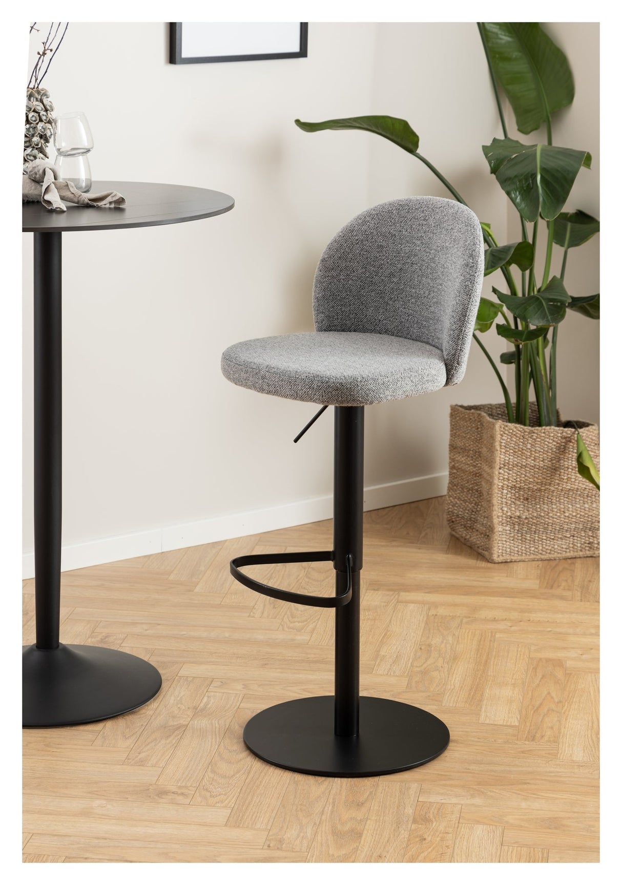 Patricia, bar stool - gray