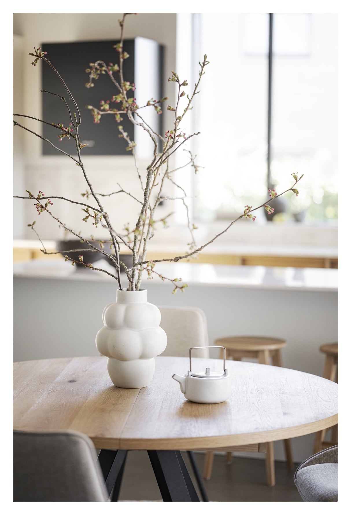 Maddock, dining table Ø135 - oak