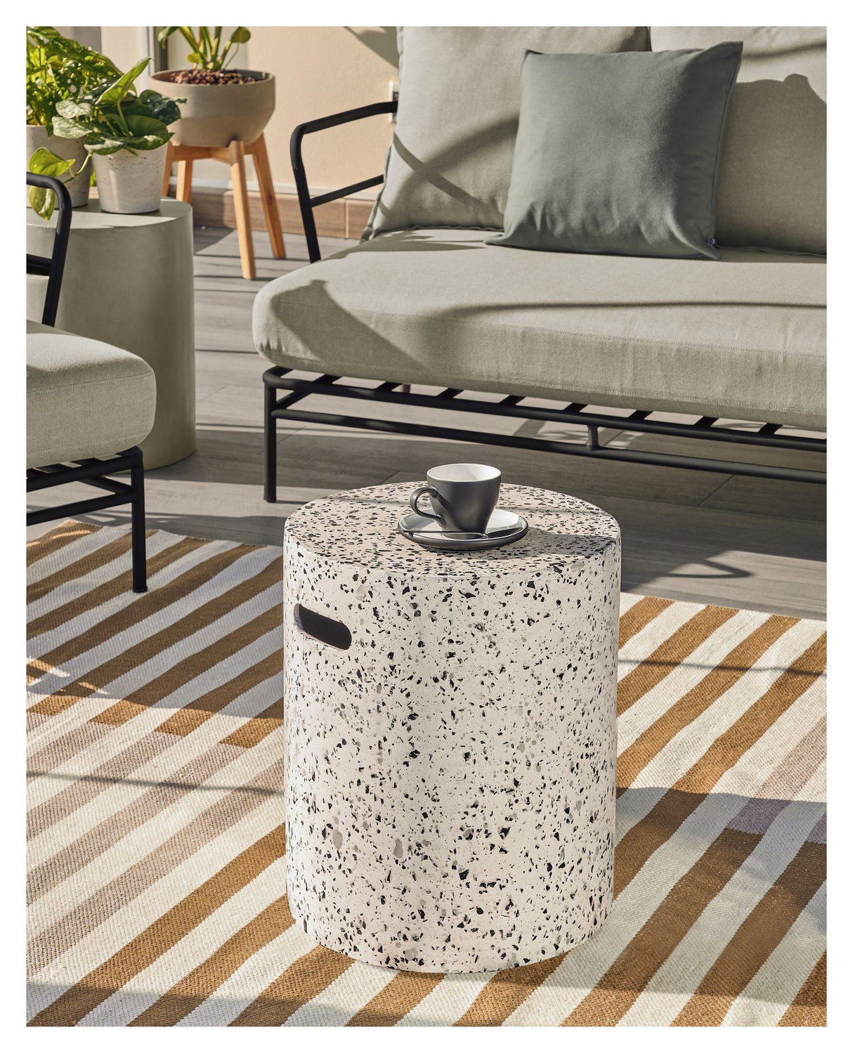 Jenell Outdoor Side Table, Ø35, White Fiber Cement