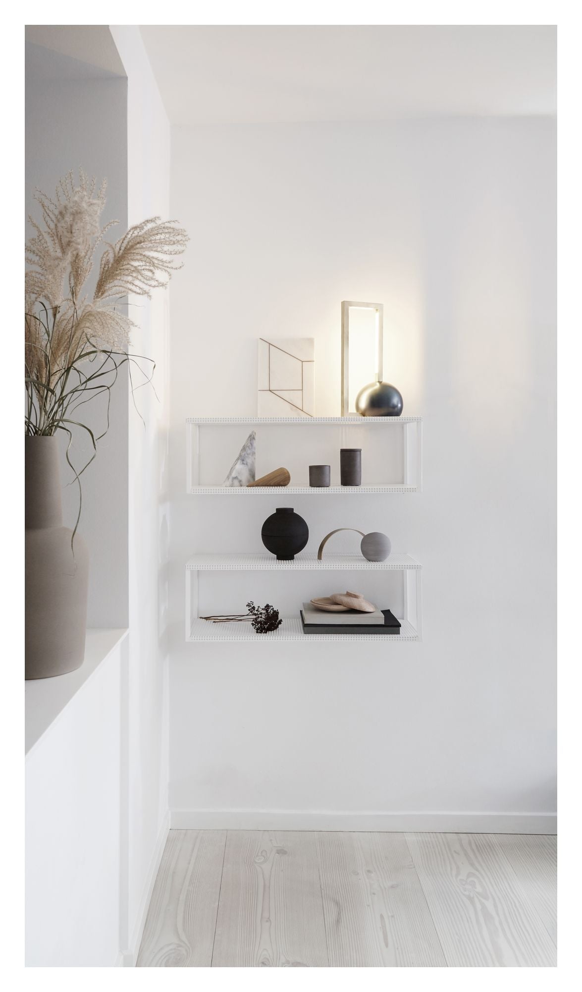 Grid shelf, White steel