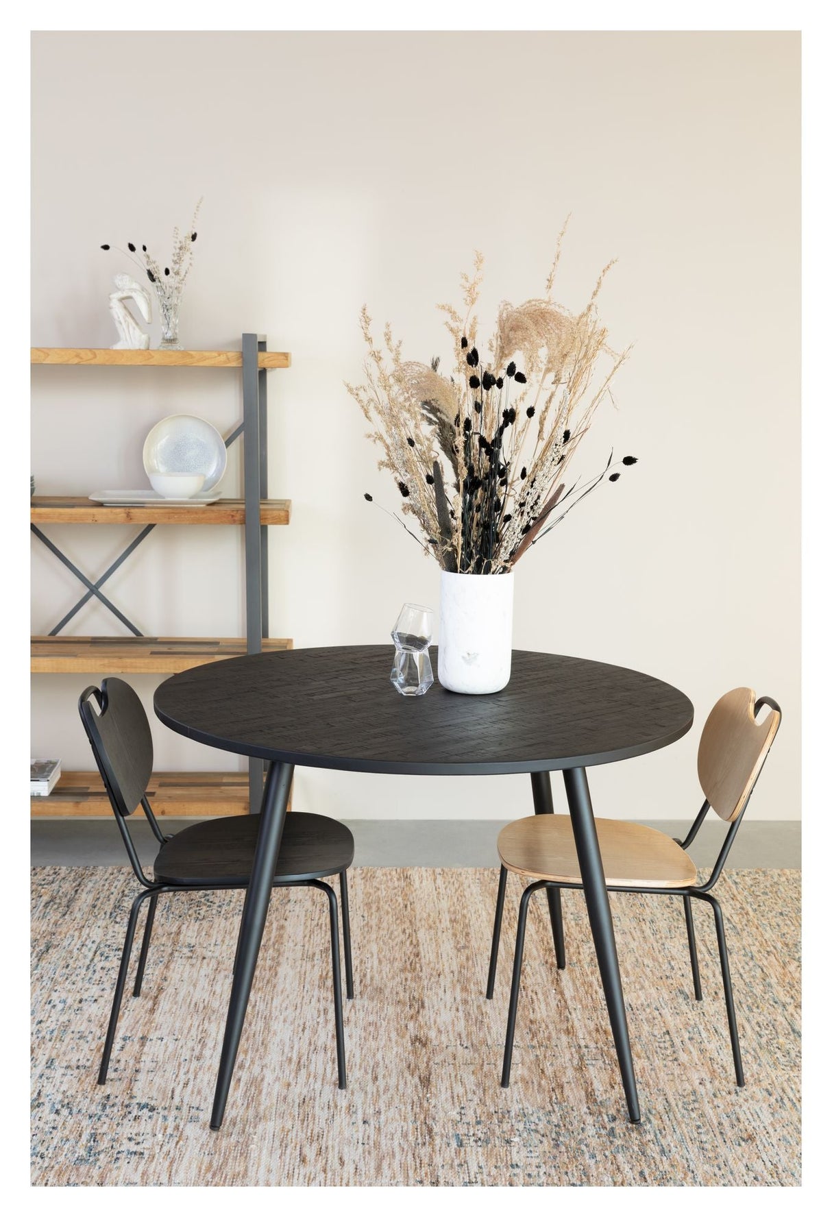 homii Mo Dining Table, Black, Ø110