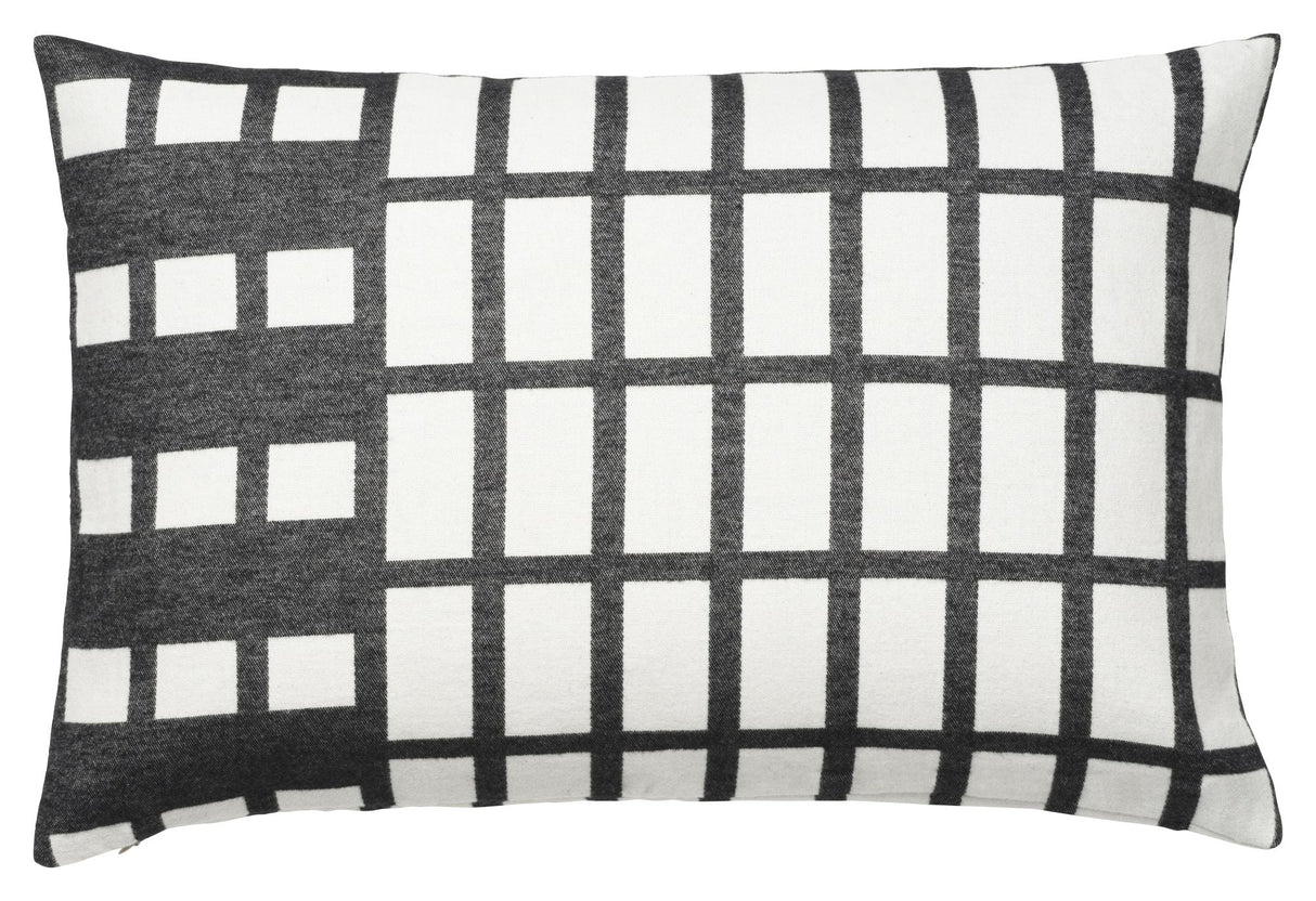 Contemporary cushion 40x60, black/off white