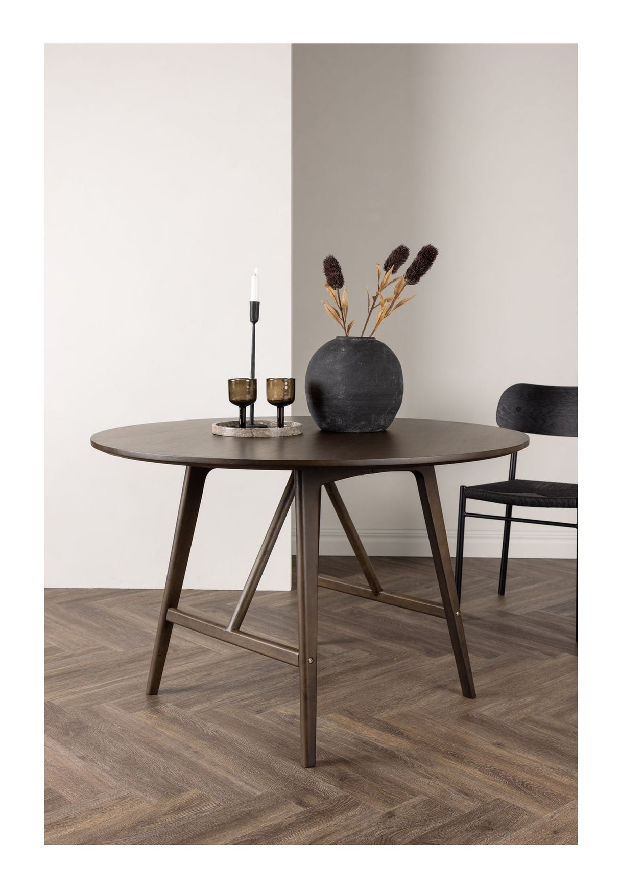 Kaseindon Dining table, Rubber wood, Dark brown, Ø100