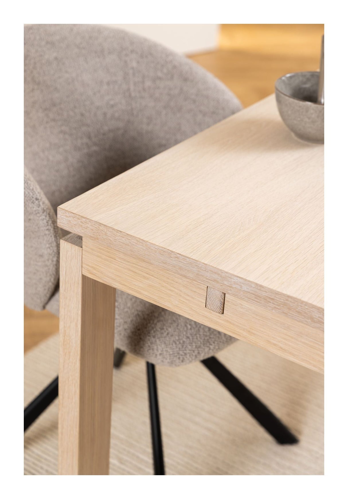 Cannes Dining table, White Pig. oiled oak veneer, 200x100x75