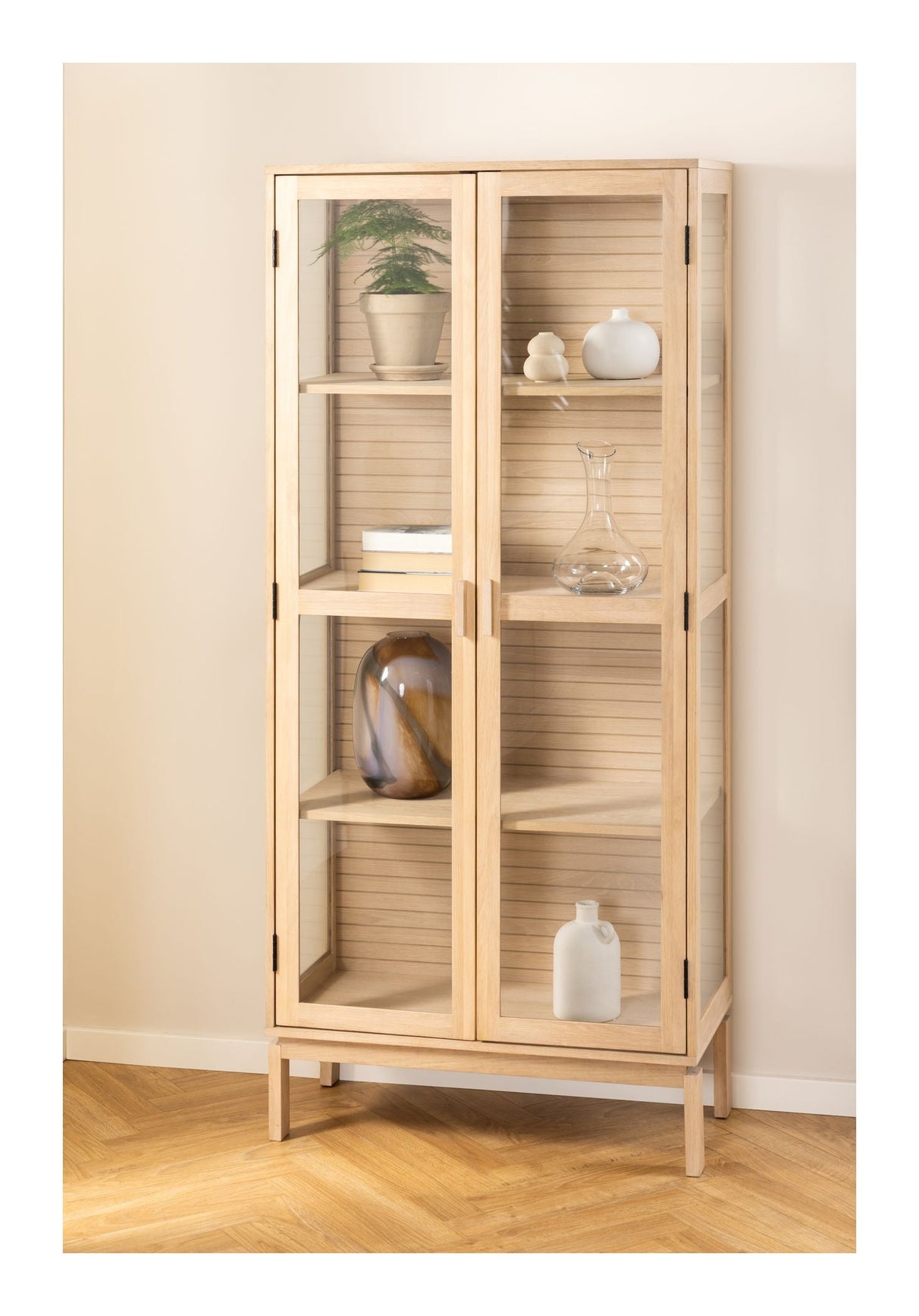 Cannes Vitrine cabinet with tempered glass, White Pig oiled oak veneer