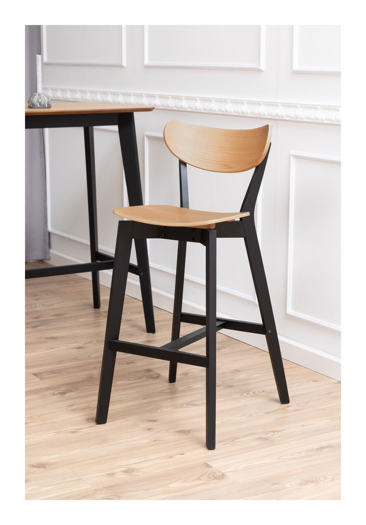 Roxby Barstool, Natural wood