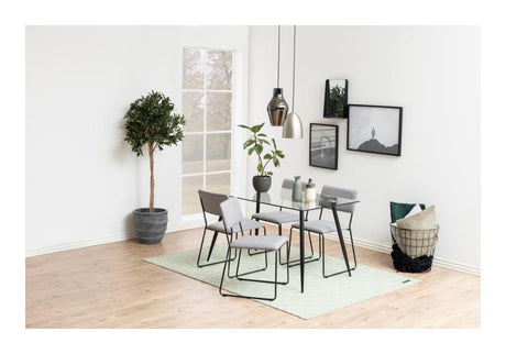 Selma Dining table, Glass with black metal legs