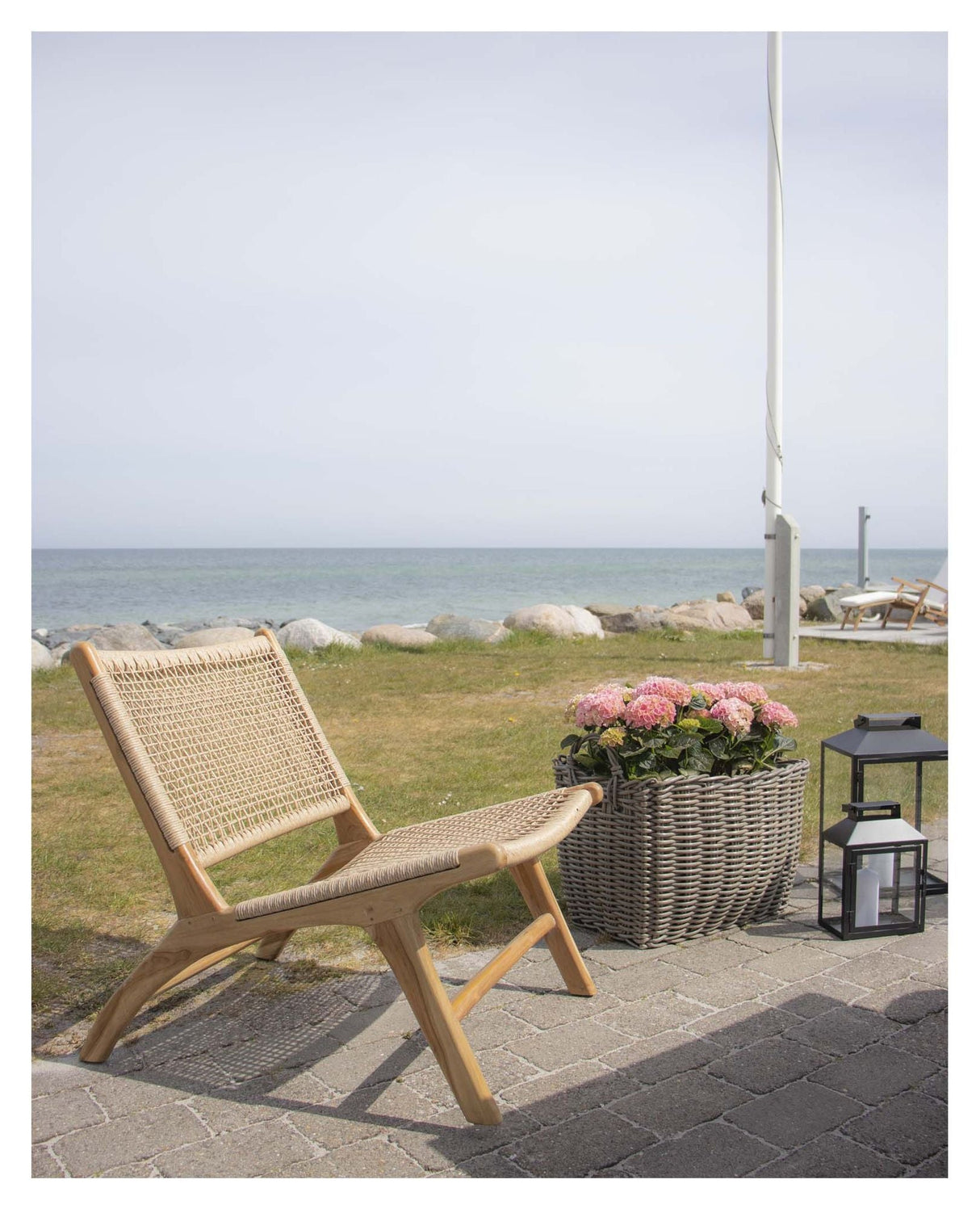 Derby Lounge Chair, Teak and Polyrattan