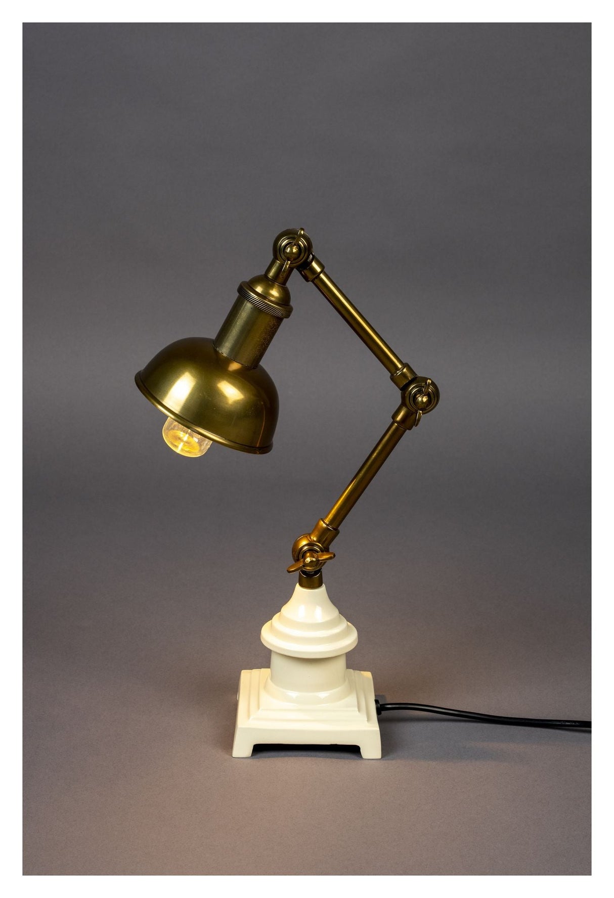 Dutchbone Verona Table Lamp Brass