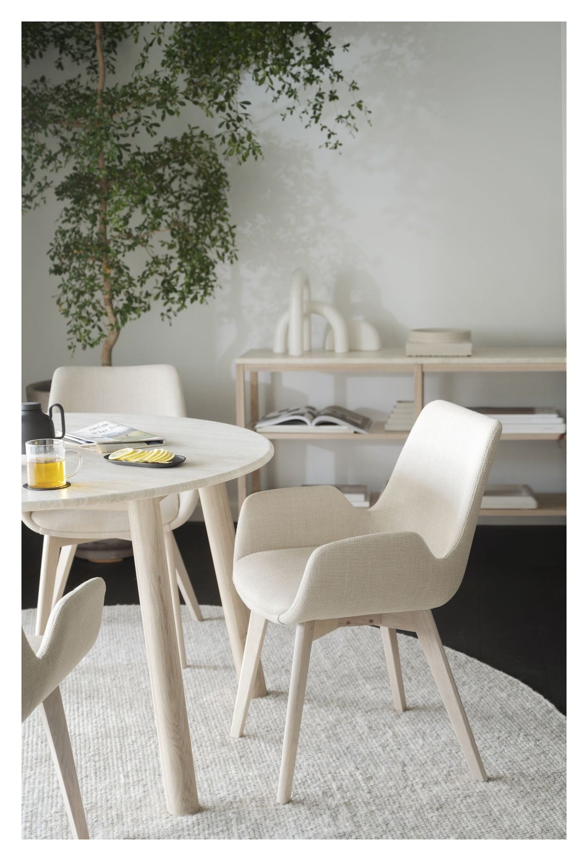 Taransay Dining table, Beige travertine, White pigm., Ø125