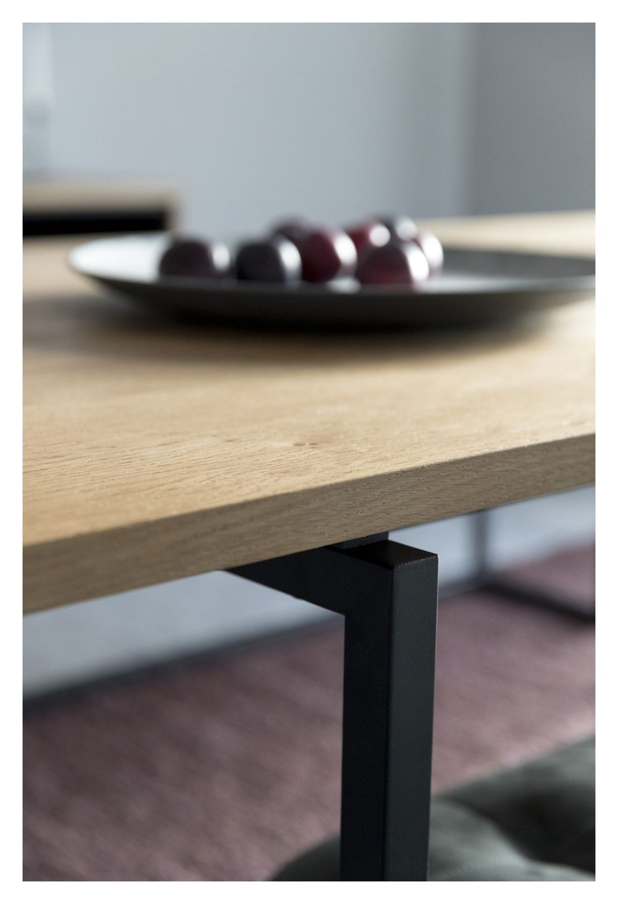 Dalarna Dining table, brushed wildlife