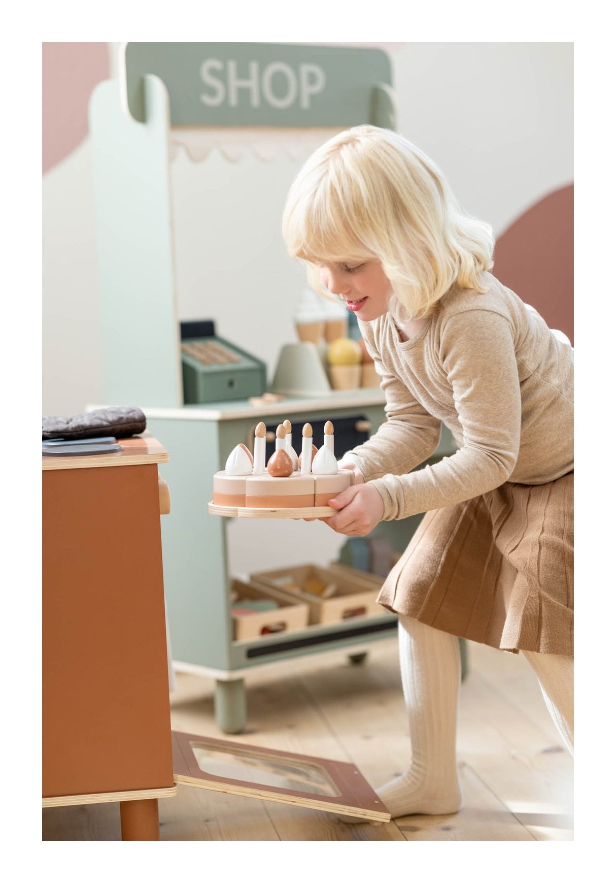 Play Birthday Cake, Multicolored