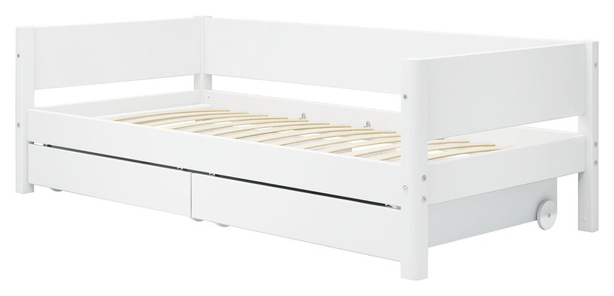 Flexa White Single bed with bed drawers, 200x90