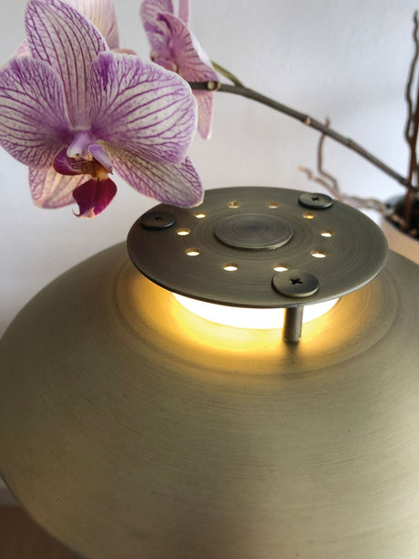 Halo Design 1123 Table lamp Ø18, Oxidized brass