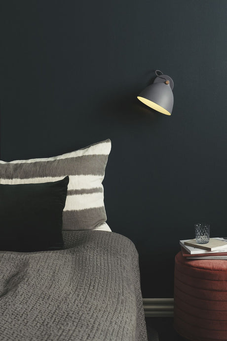 Halo Design ÅRHUS wall lamp Ø18, Gray