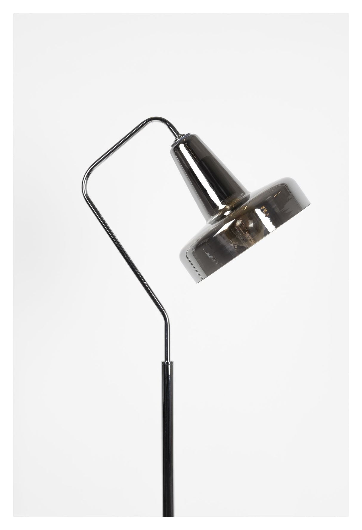 Nixon Floor Lamp w. Smoke-colored glass shade