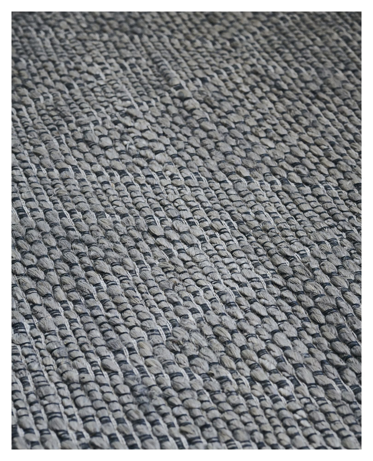 Mara Carpet 200x300 - Gray