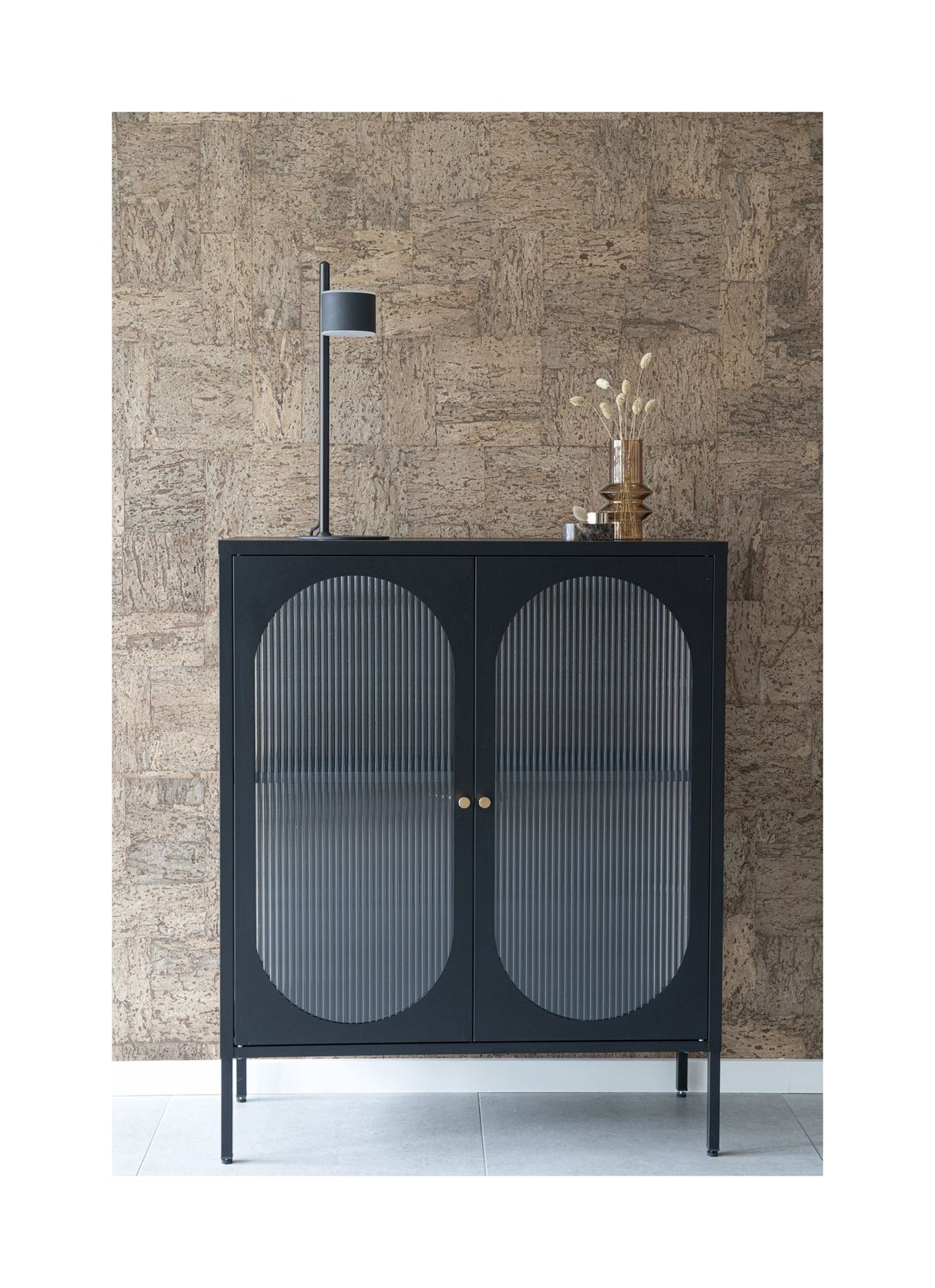 Adelaide Vitrineskab Black w. ribbed glass door, 35x90x110