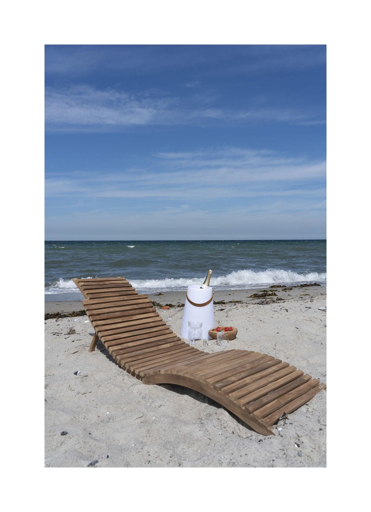 Arrieta Sunbed, Teak