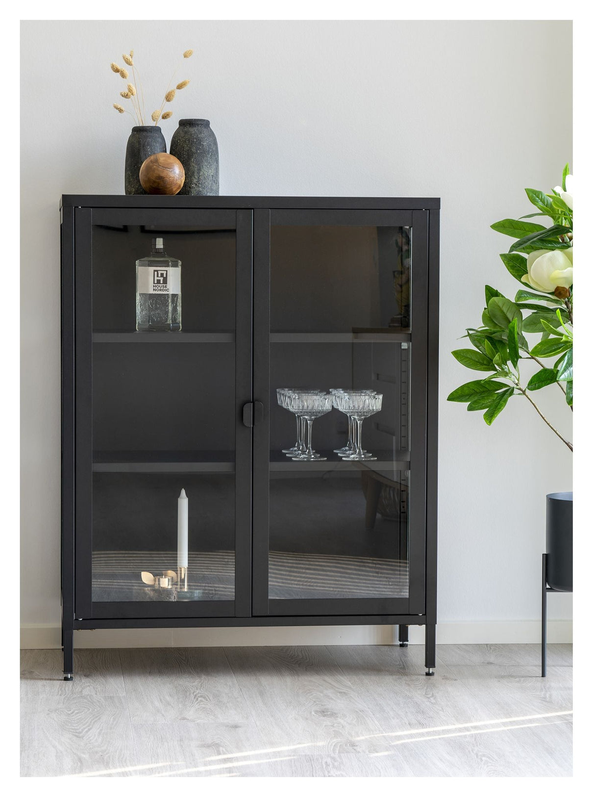 Brisbane Vitrine cabinet with glass doors, Black, H101,5