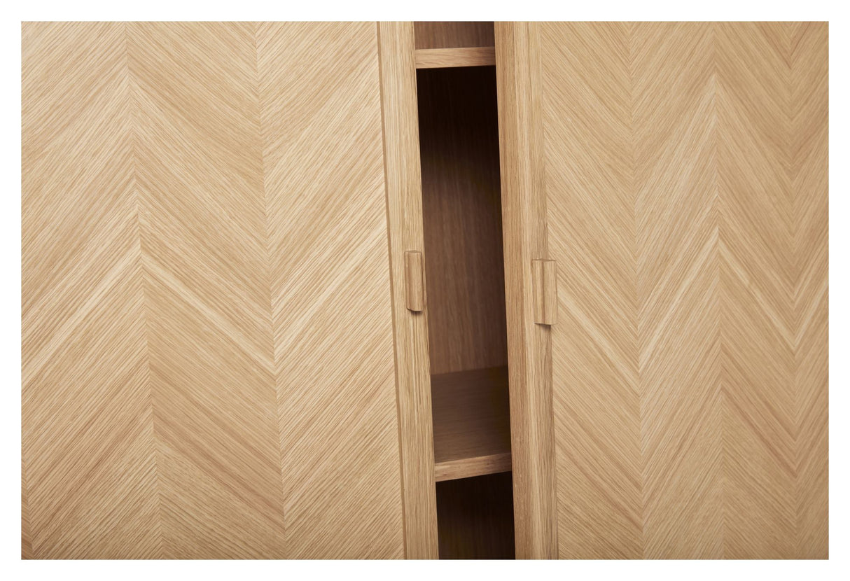 Hübsch Cabinet w. herringbone on doors, Nature