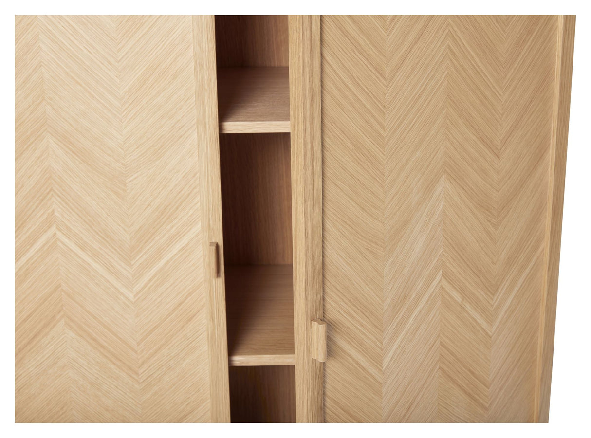 Hübsch Cabinet w. herringbone on doors, Nature