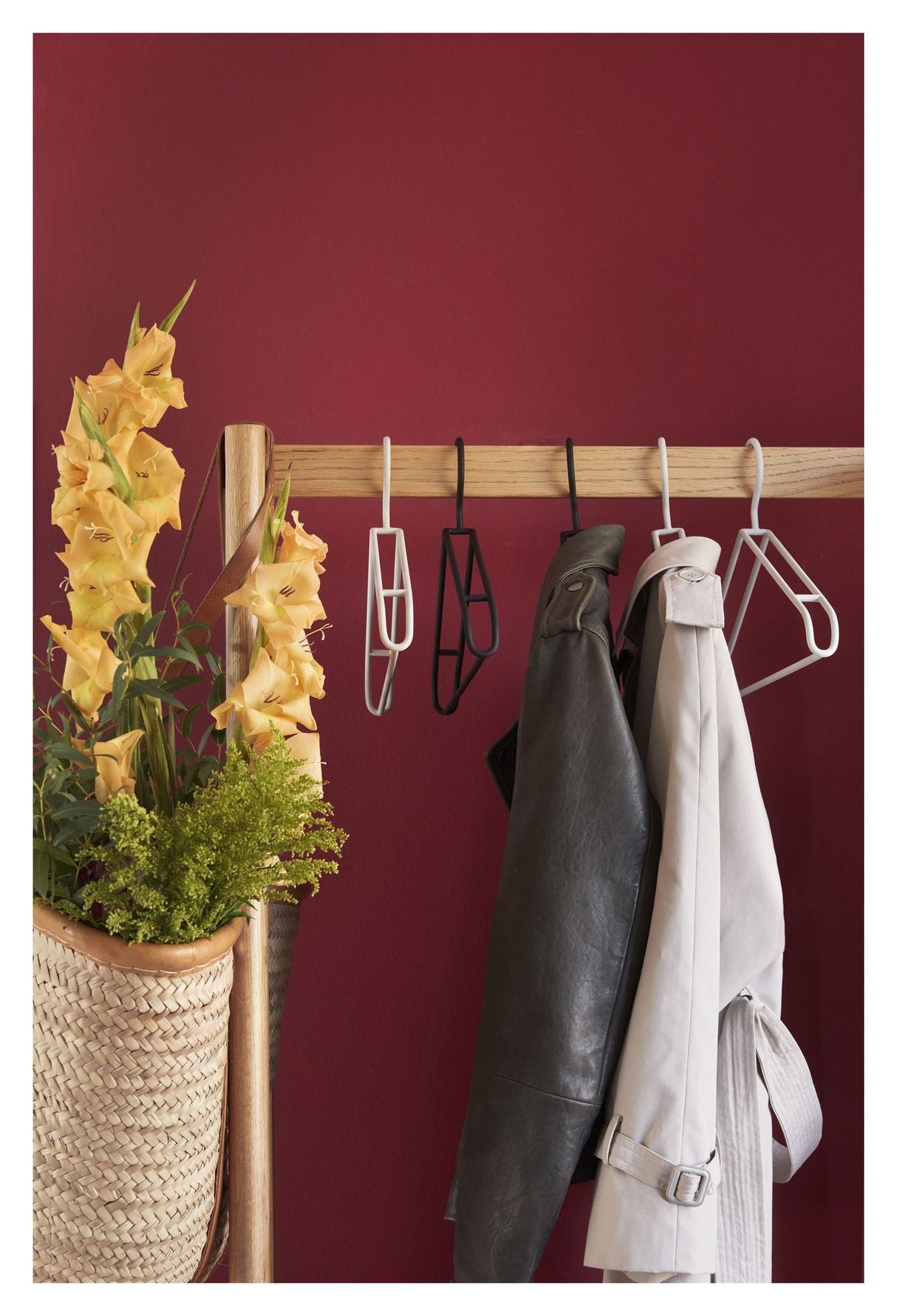 Hübsch Acorn Clothes rack, oak