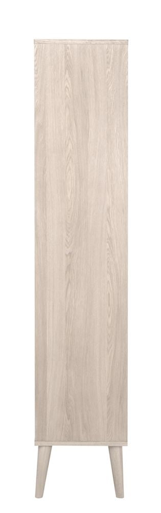 Julius Vitrineskab, Light oak veneer