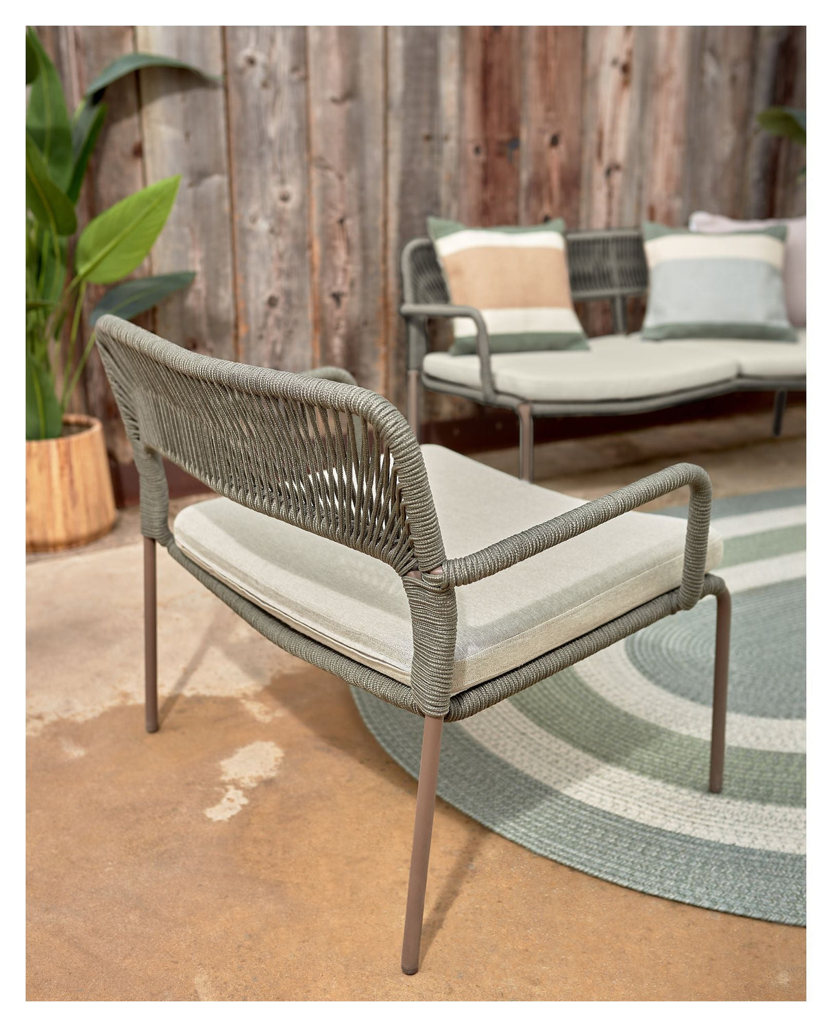 Cailin Lounge Chair, Green Rope/Dark Green