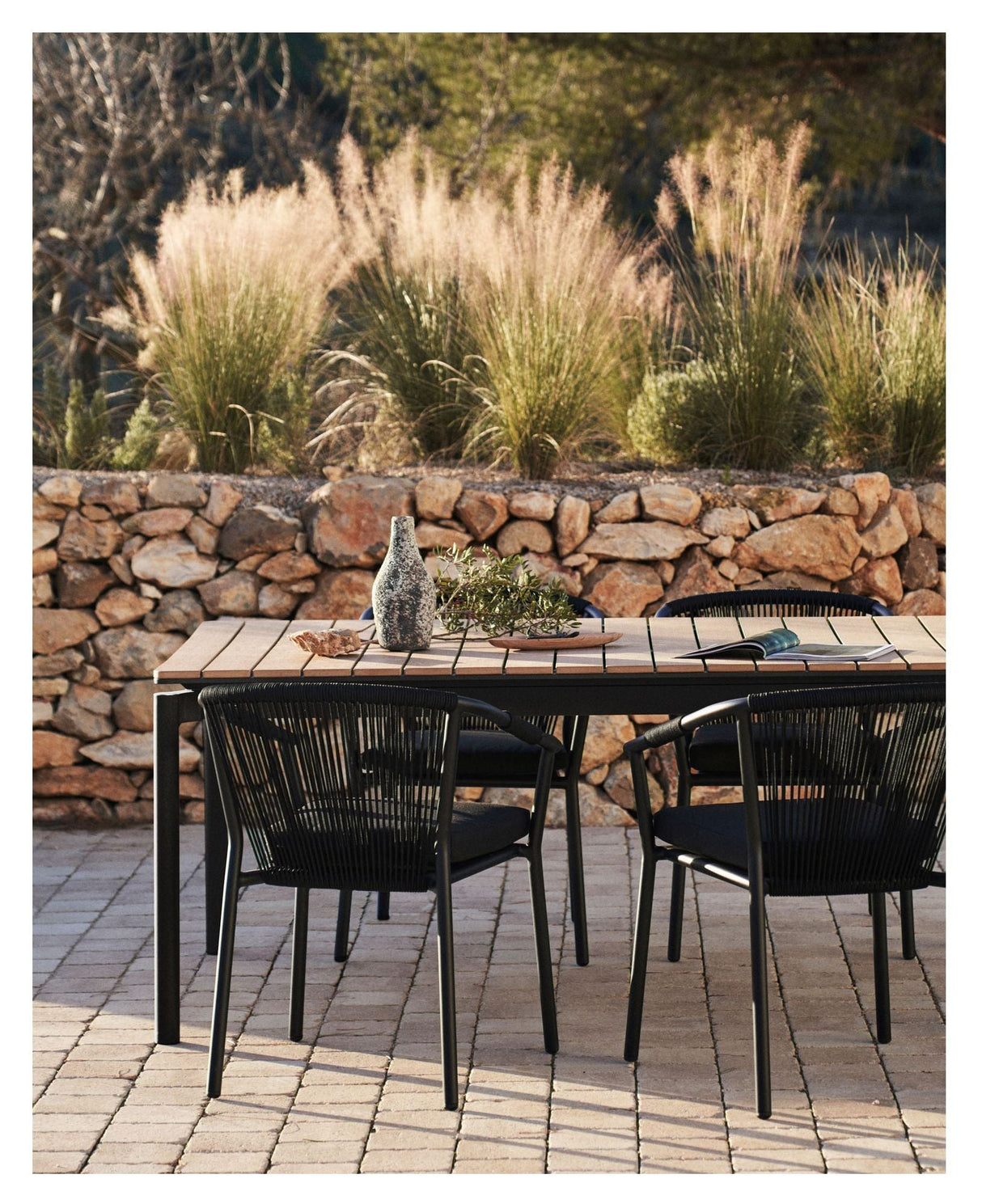 Canyelles Garden table with extension, Black alu, 180(240)x100