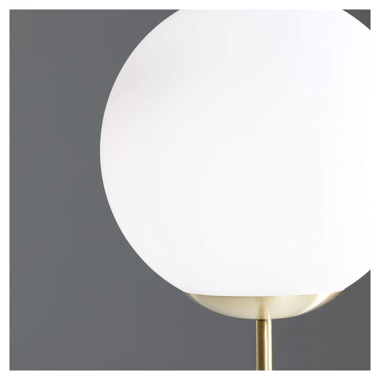 Mahala Floor Lamp White/Golden