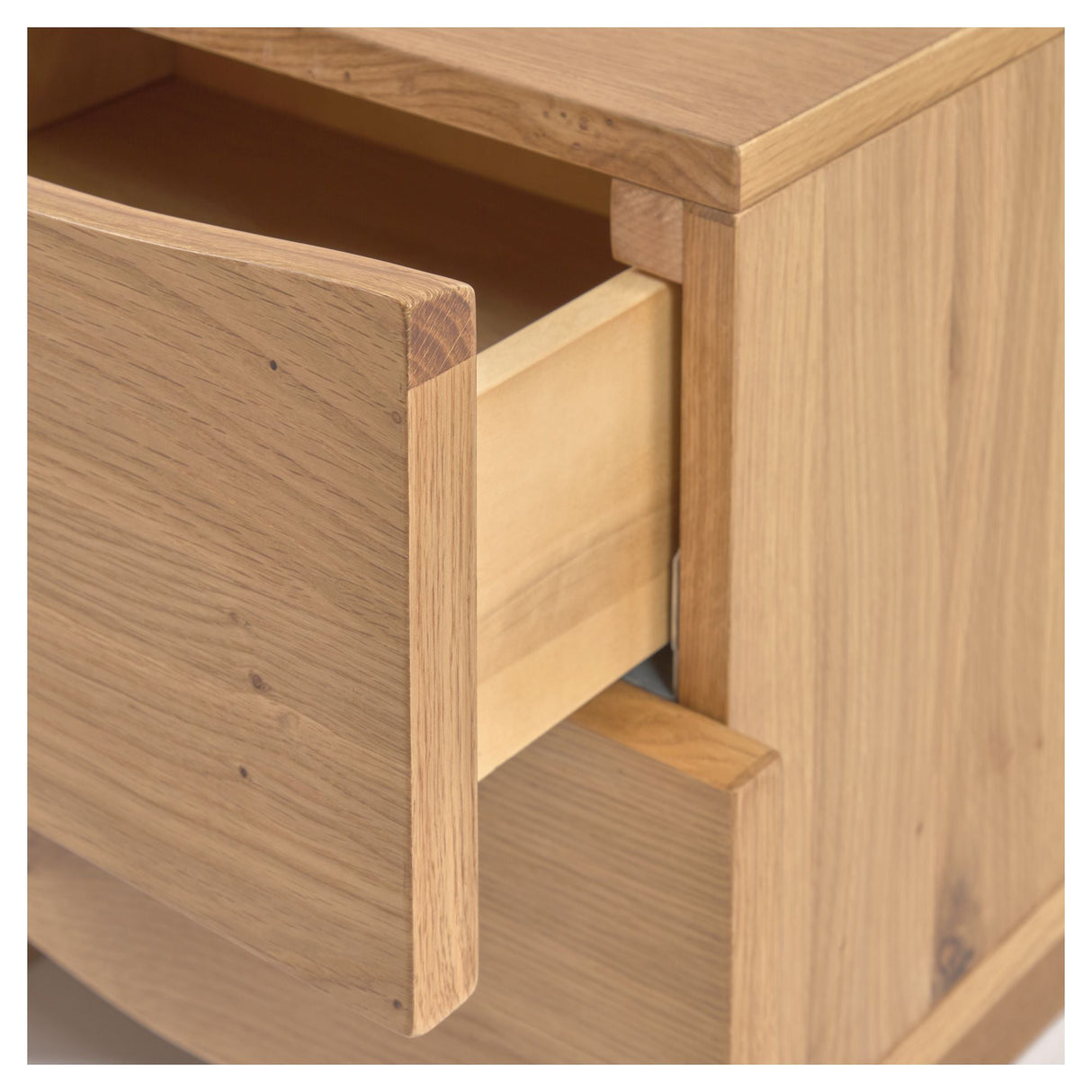 Rasha Bedside table, 49x45, Oak veneer