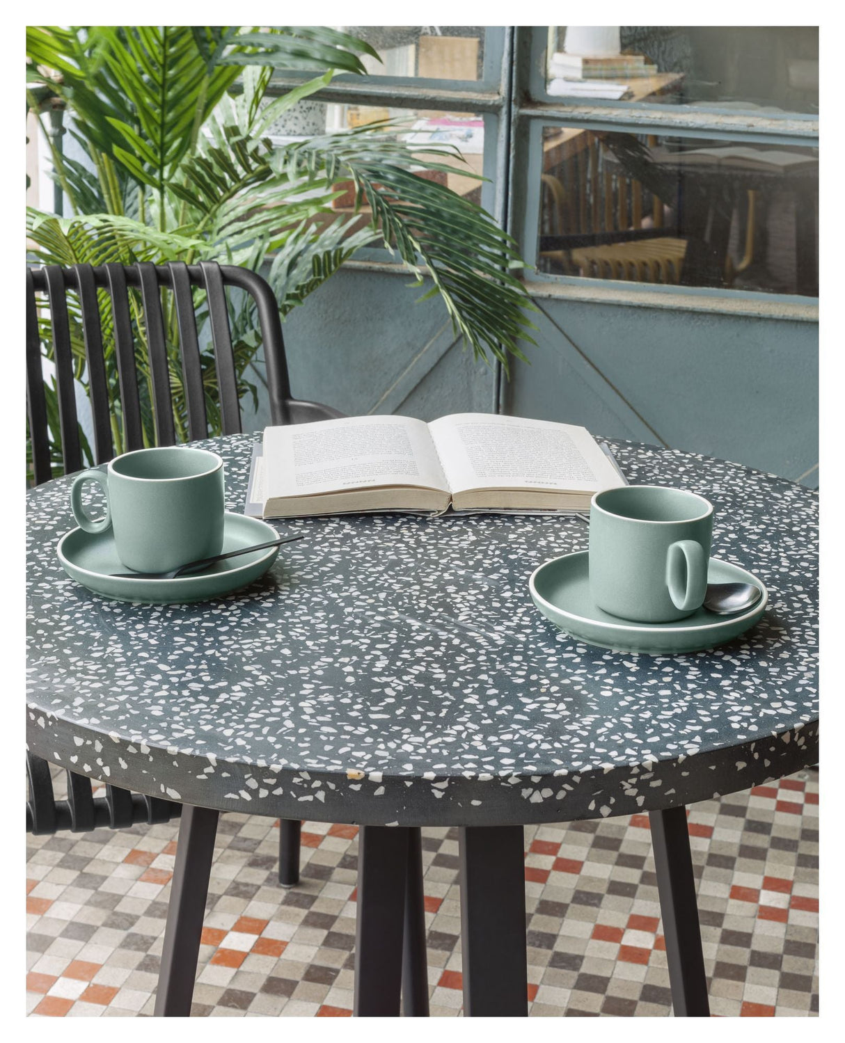 Tella Garden Table Black Terrazzo, Ø75