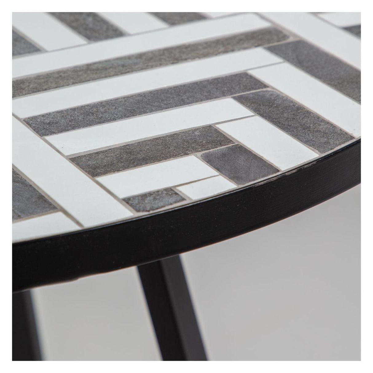 Tella Dining Table Black/White, Ø90