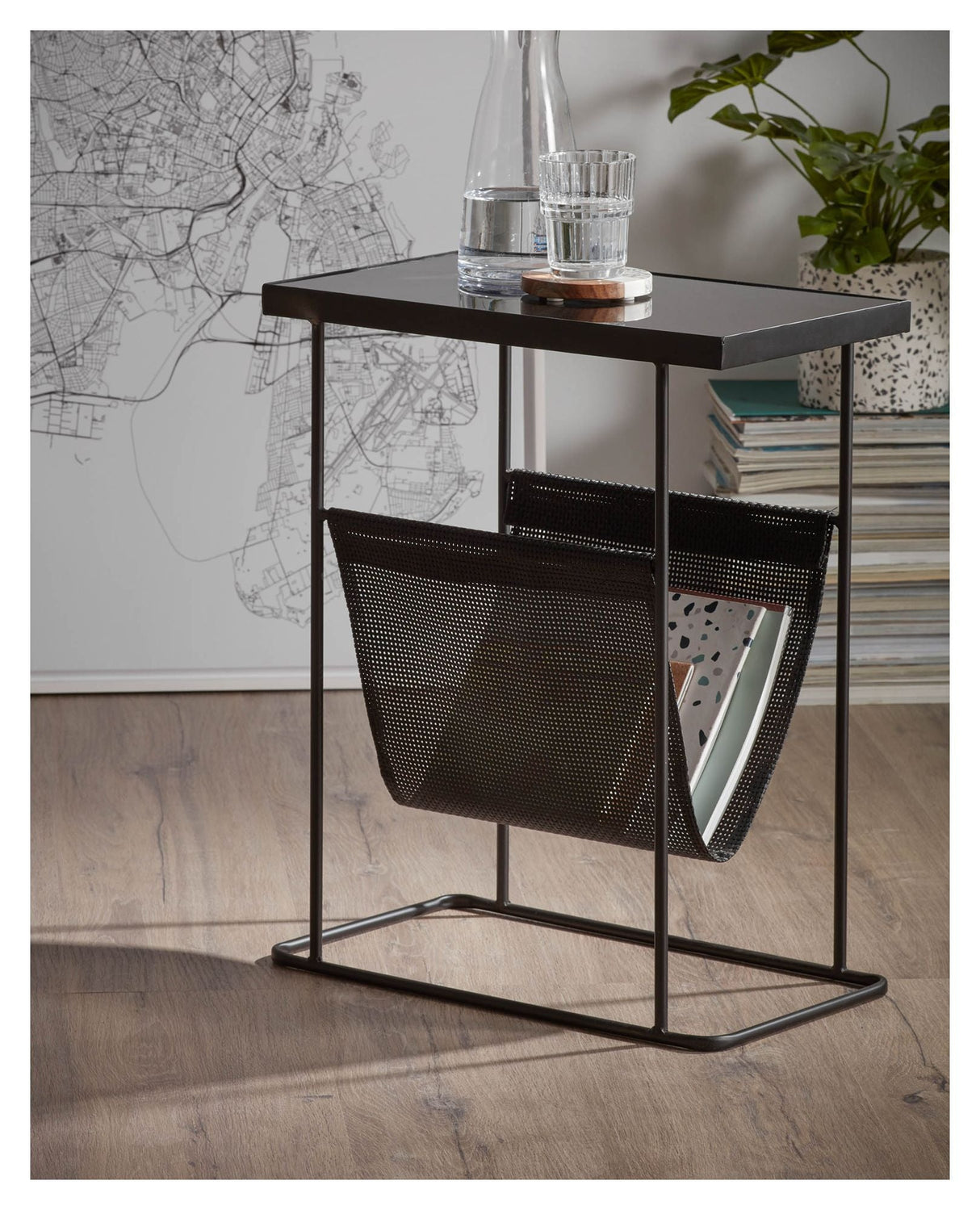 Vogue Side table with magazine holder Black