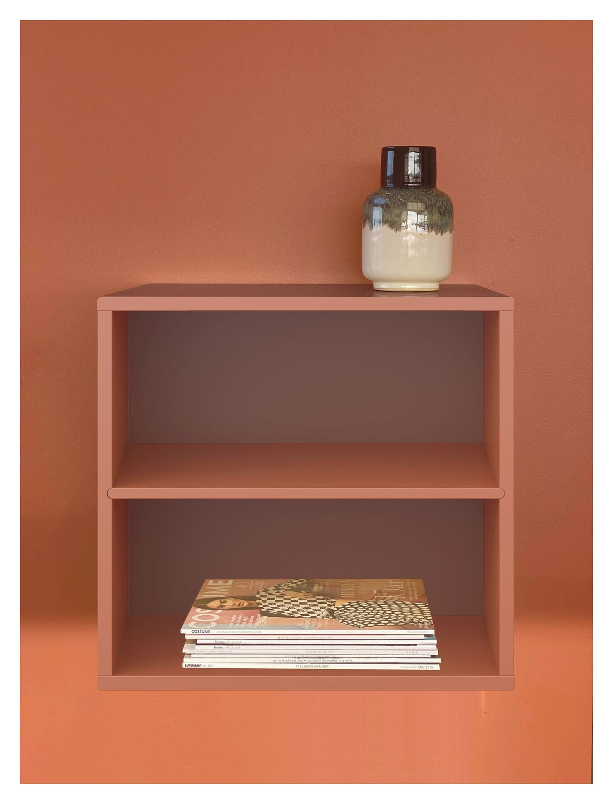 Keep Shelf with fixed shelf. Module 001, Terracotta