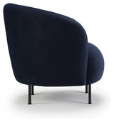 Spruce Armchair Blue Velvet, matte black metal leg