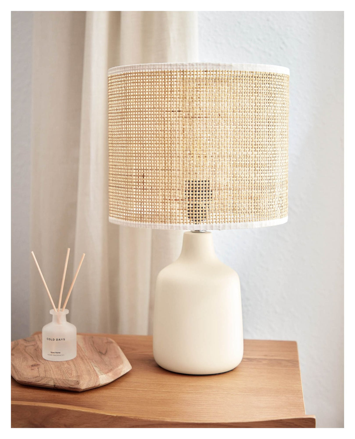 Erna Table lamp - Bamboo/white