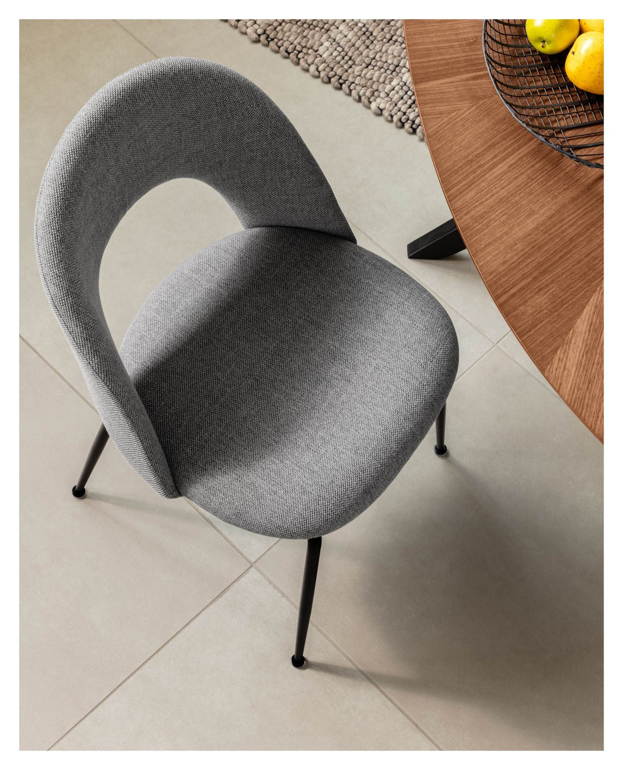 Mahalia dining chair, light gray fabric