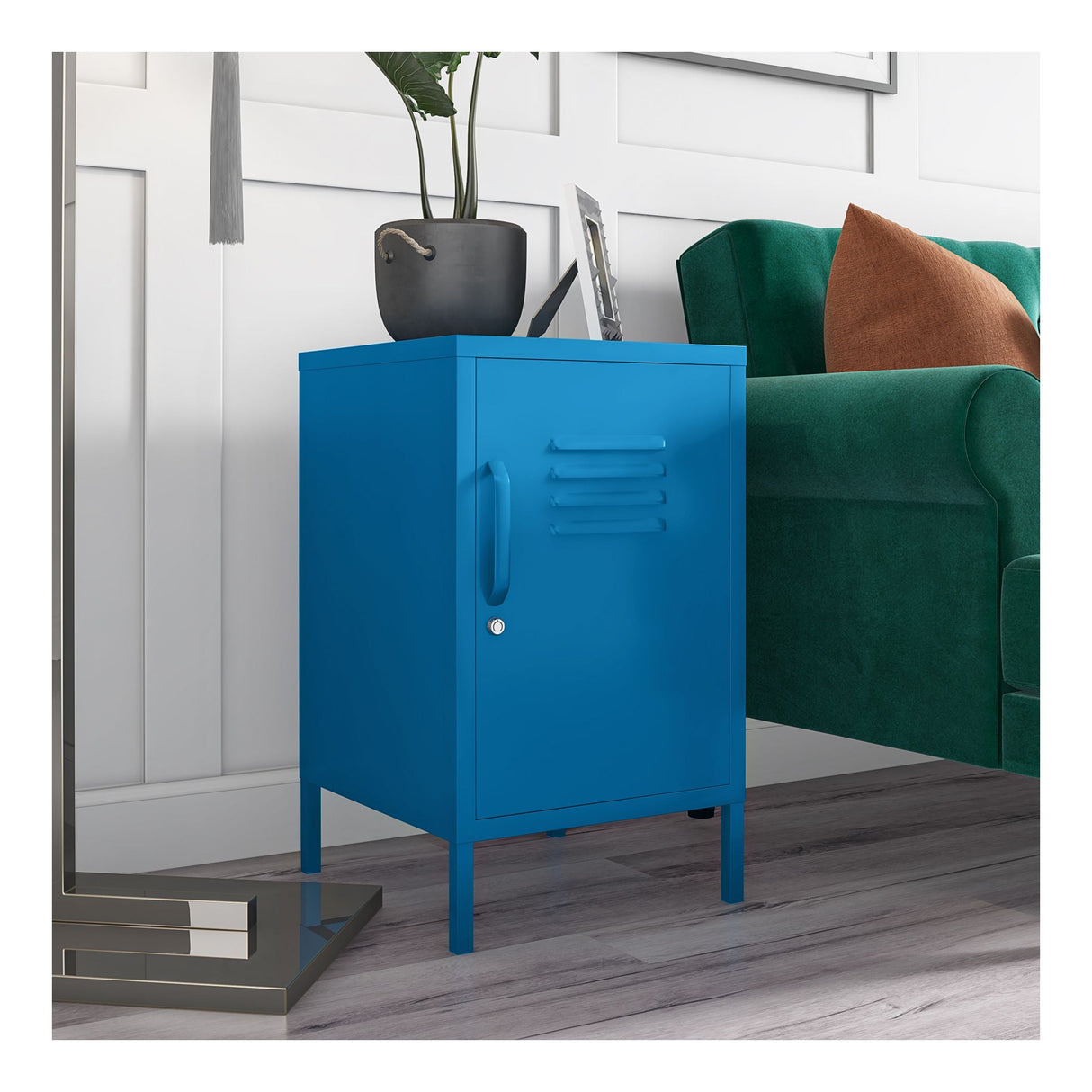 Cache Metal Cabinet/Sideboard, Blue