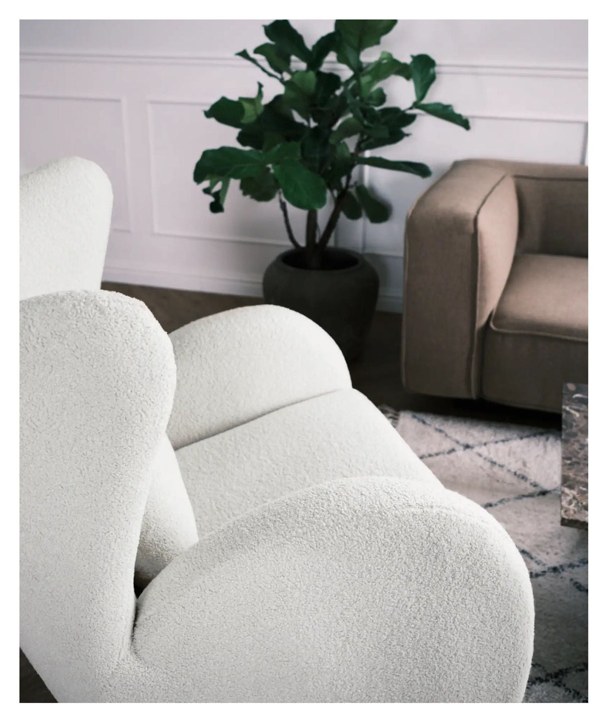 Big buffalo Armchair, lambskin look, Offwhite