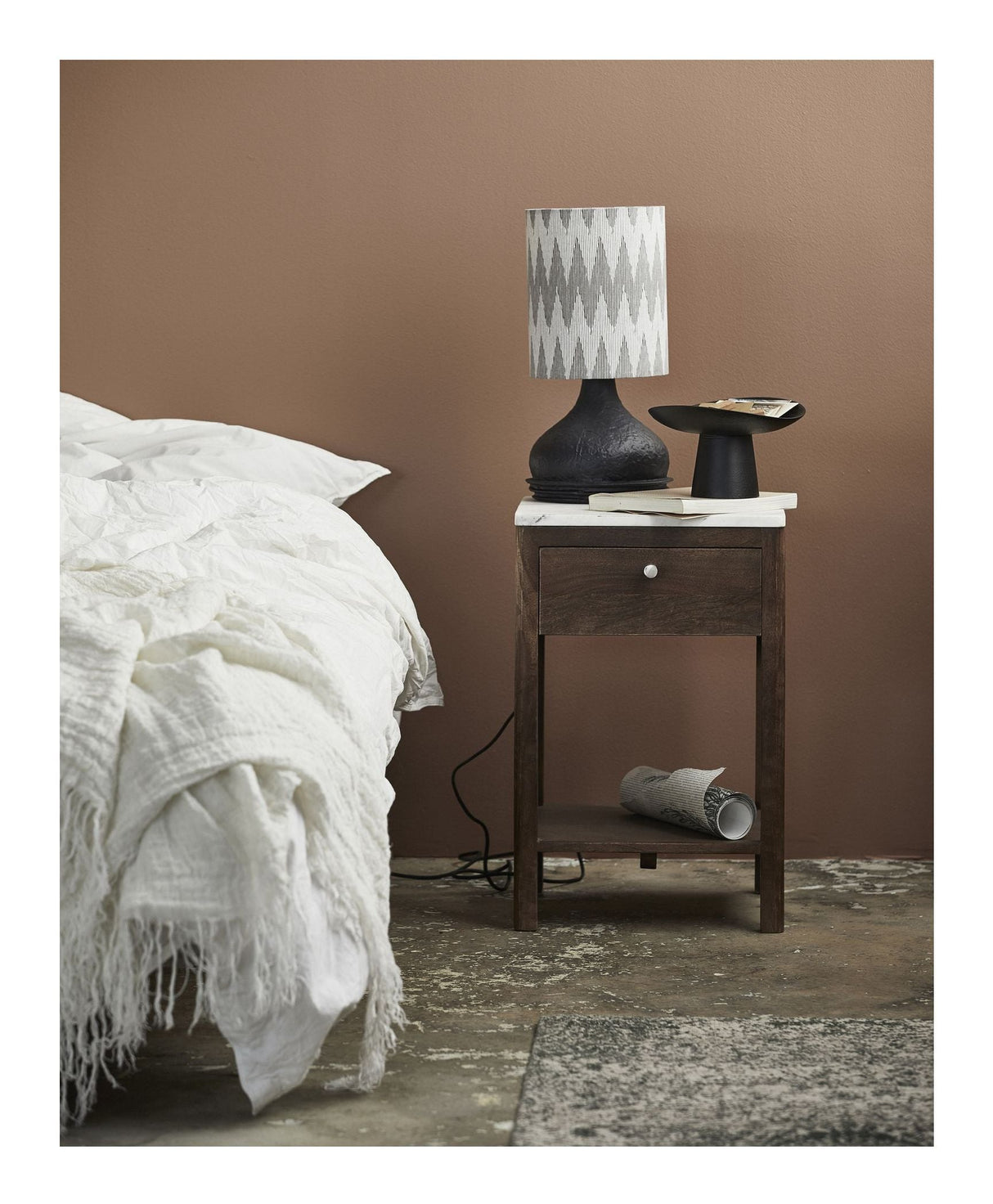 ARITO Table Lamp, Black