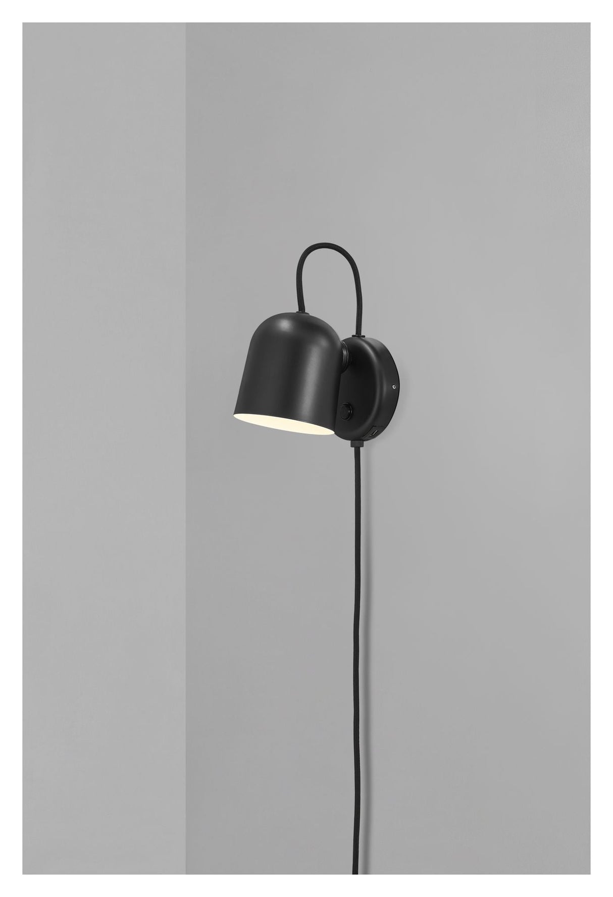 dftp Angle Wall Lamp, Black