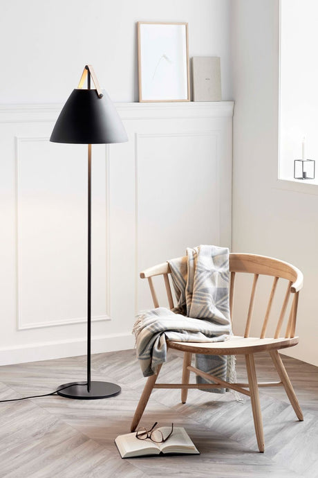 dftp Strap Floor Lamp, Black