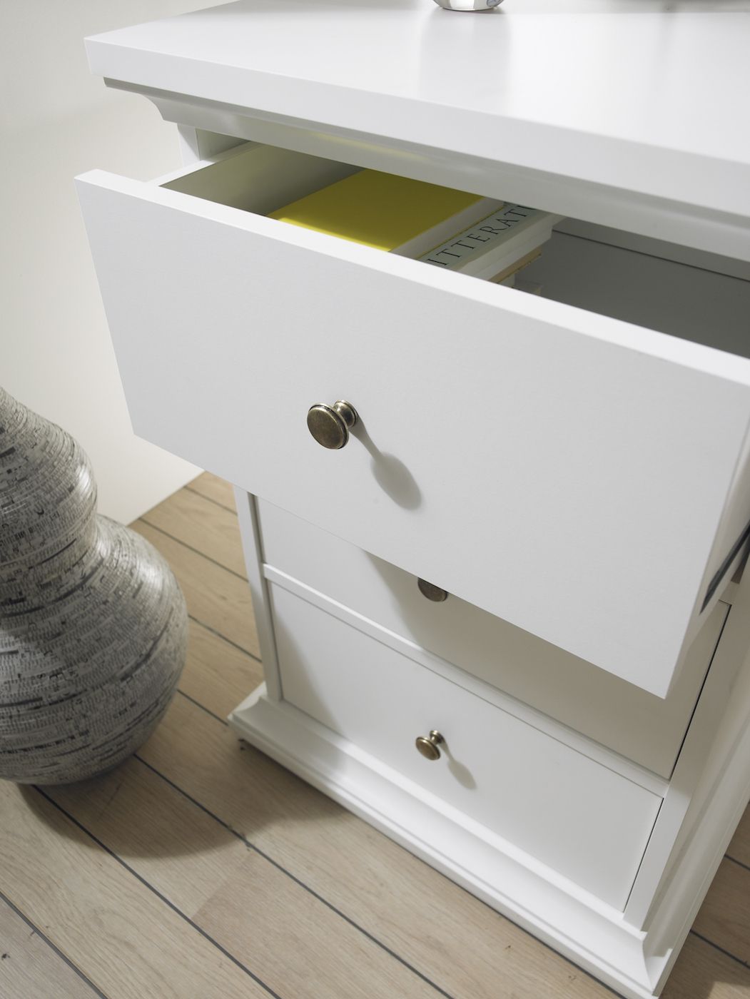 Paris Desk - White w/3 drawers